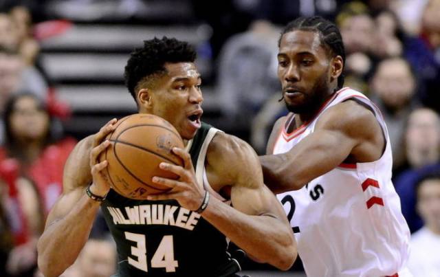 与纳达尔相 与纳达尔相