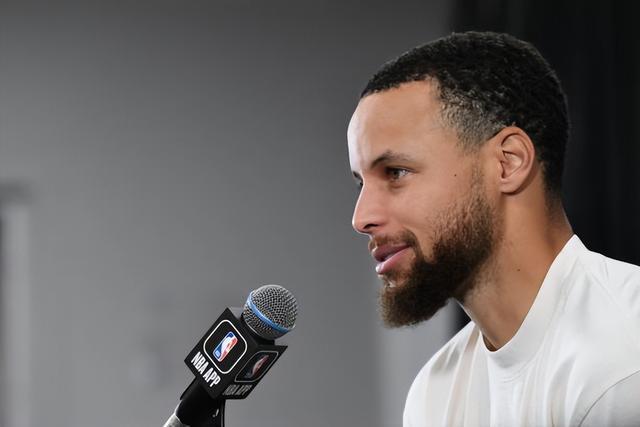 而皇马与巴 而皇马与巴