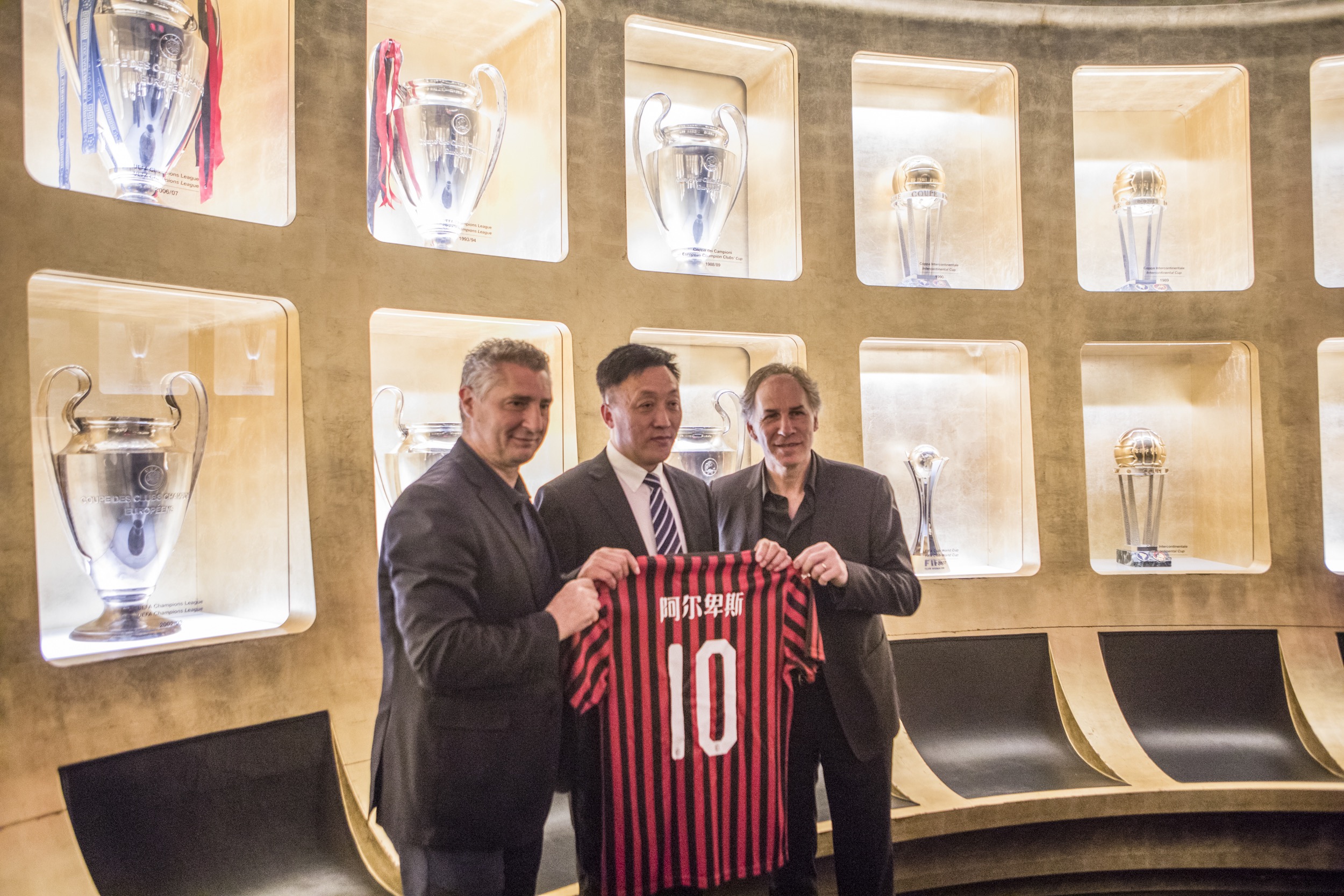 周一设为低 周一设为低