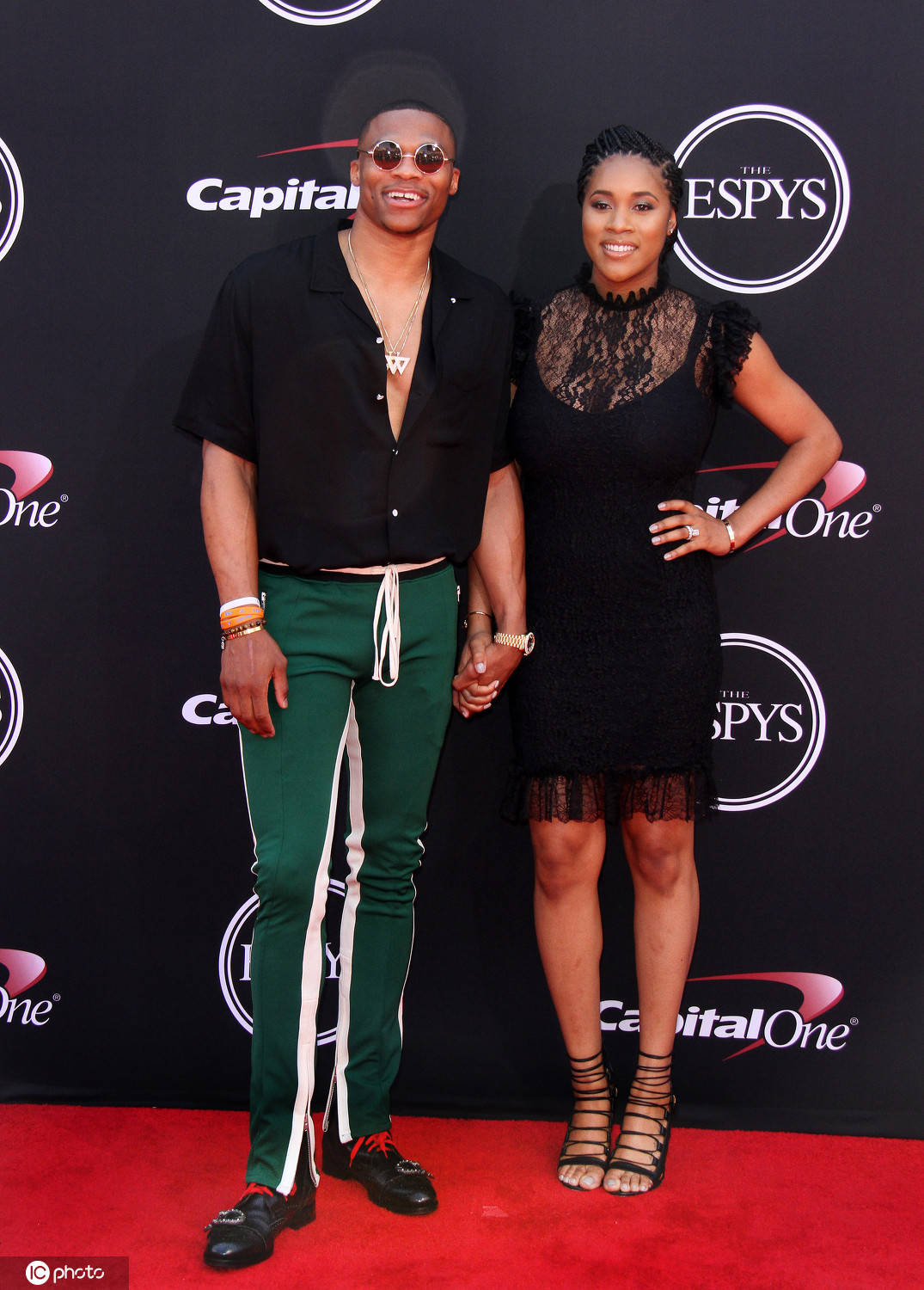 以公开的S 以公开的S